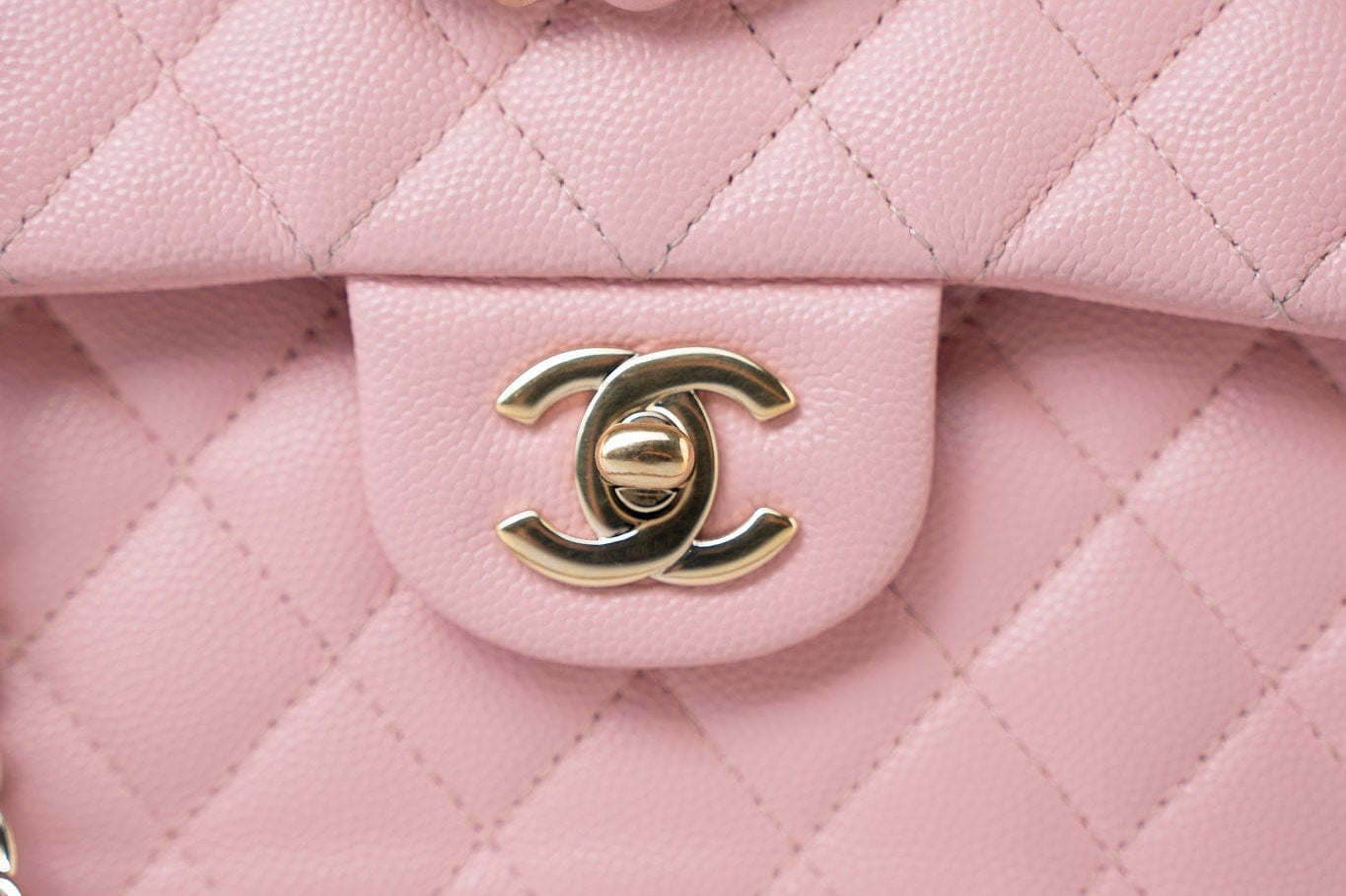 CHANEL Handbag 22C Sakura Pink Small Caviar Quilted Classic Flap Light Gold Hardware - Redeluxe