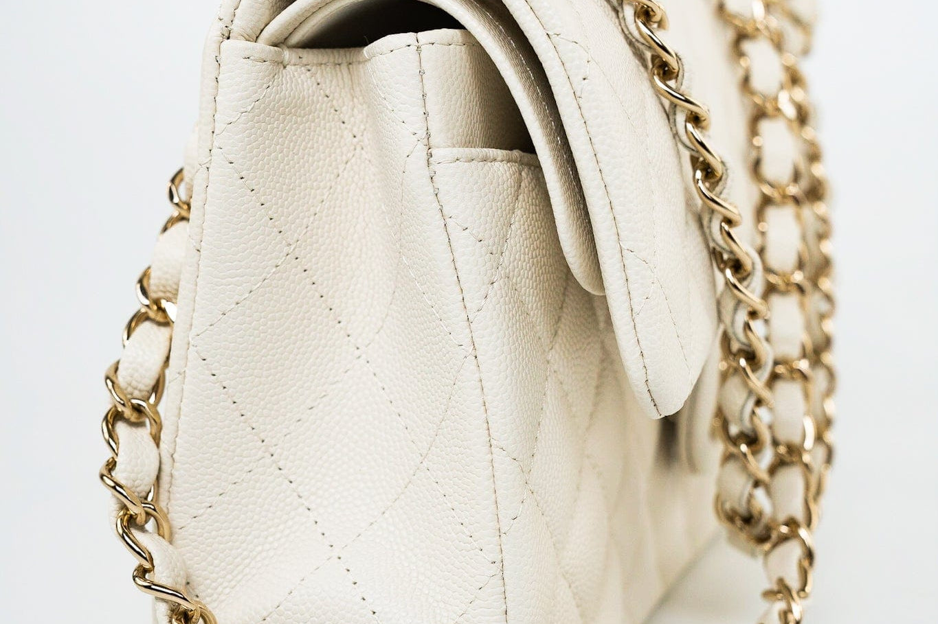 CHANEL Handbag 22C White Caviar Quilted Classic Flap Small Light Gold Hardware - Redeluxe