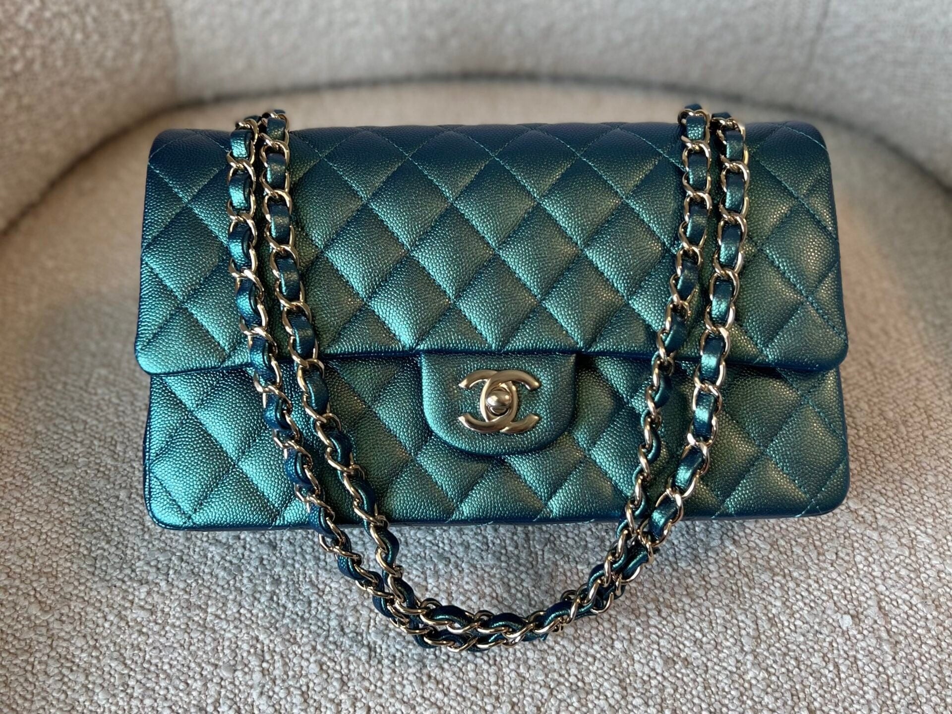 CHANEL Handbag 22P Iridescent Green Caviar Quilted Classic Flap Medium Light Gold Hardware - Redeluxe
