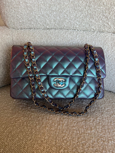 CHANEL 手袋　紫 NEW w/ receipt Rare 22P CHANEL Iridescent Purple Blue Caviar