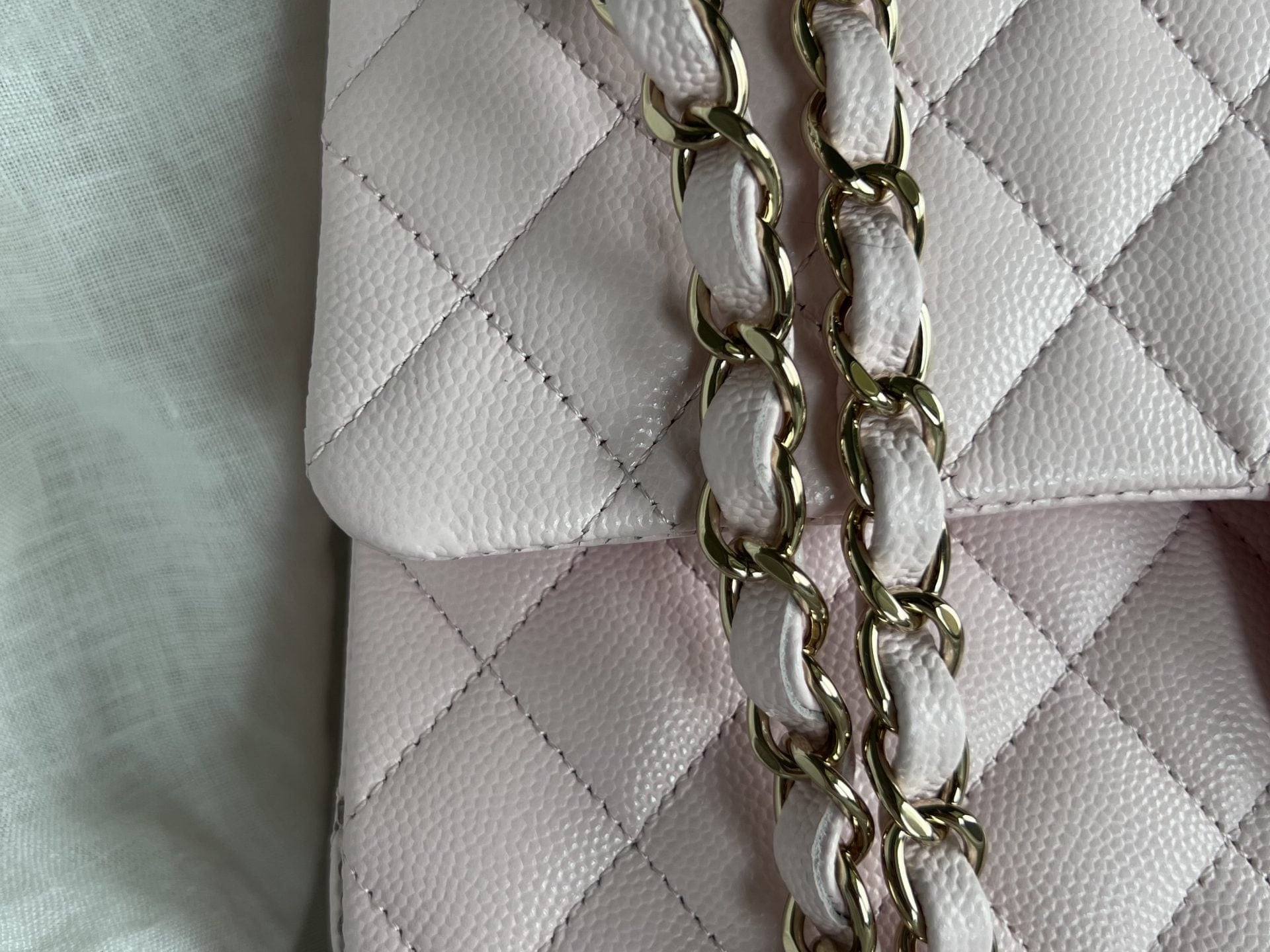 CHANEL Handbag 22P Light Pink Caviar Quilted Classic Flap Medium LGHW - Redeluxe