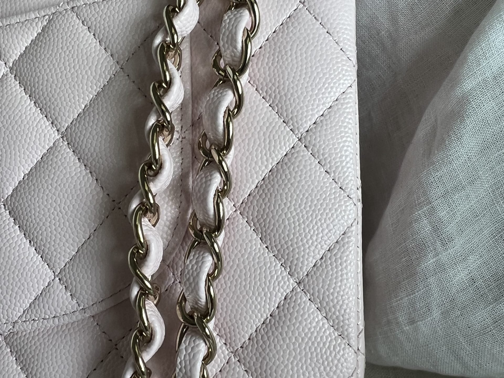 CHANEL Handbag 22P Light Pink Caviar Quilted Classic Flap Medium LGHW - Redeluxe