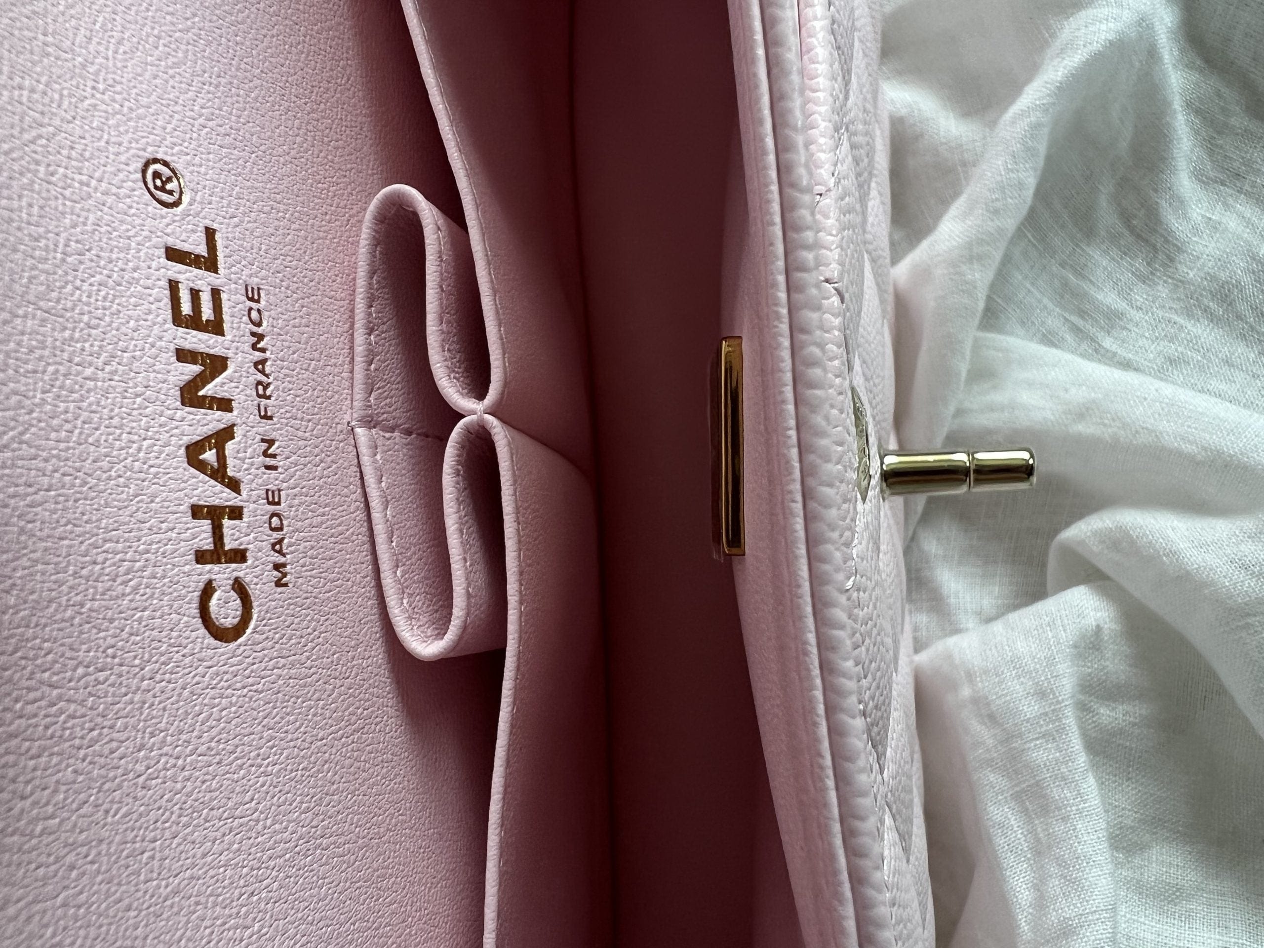 CHANEL Handbag 22P Light Pink Caviar Quilted Classic Flap Medium LGHW - Redeluxe