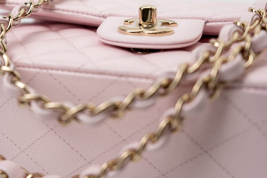 CHANEL Handbag 22P Light Pink Caviar Quilted Classic Flap Medium LGHW - Redeluxe
