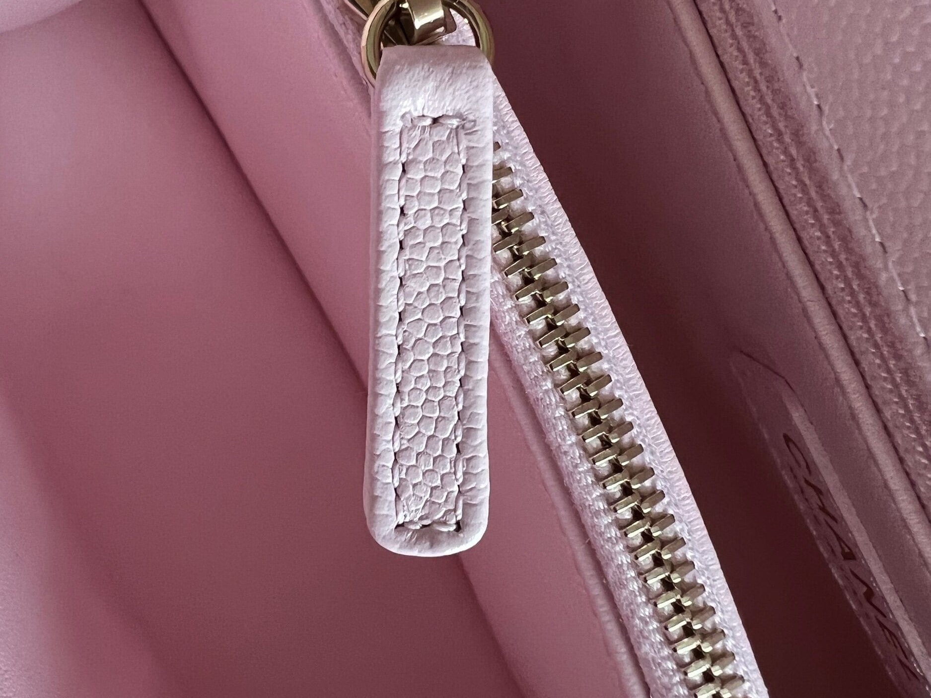 CHANEL Handbag 22P Light Pink Caviar Quilted Coco Handle Medium LGHW - Redeluxe