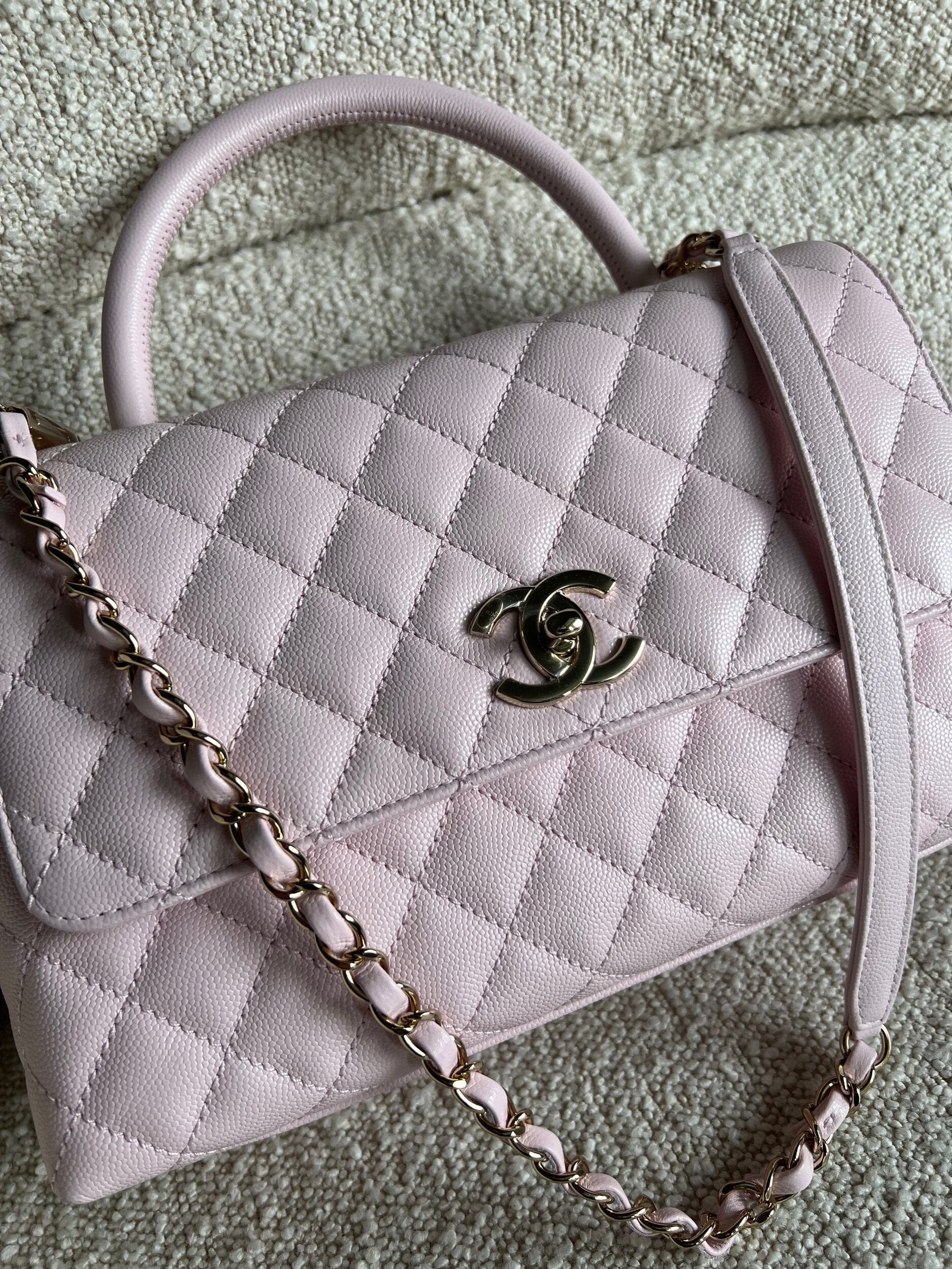 22P Light Pink Caviar Quilted Coco Handle Medium LGHW REDELUXE