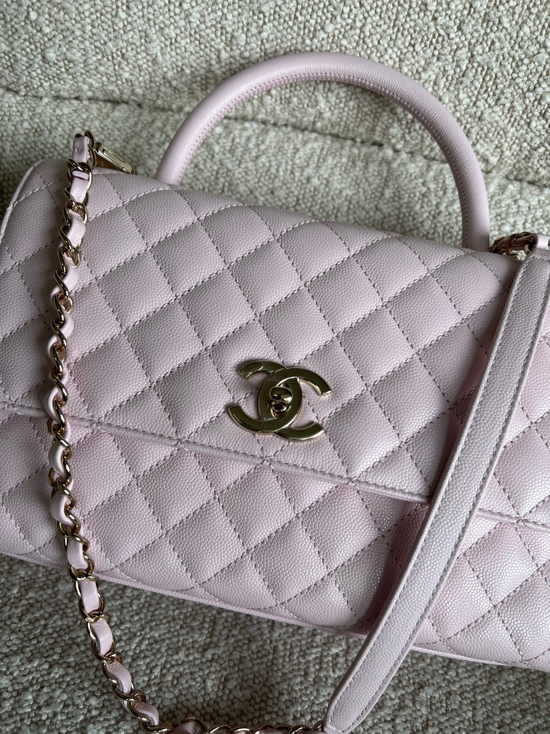 22P Light Pink Caviar Quilted Coco Handle Medium LGHW REDELUXE