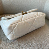 CHANEL Handbag 22P White Lambskin Quilted 19 Flap Small Mixed Hardware - Redeluxe