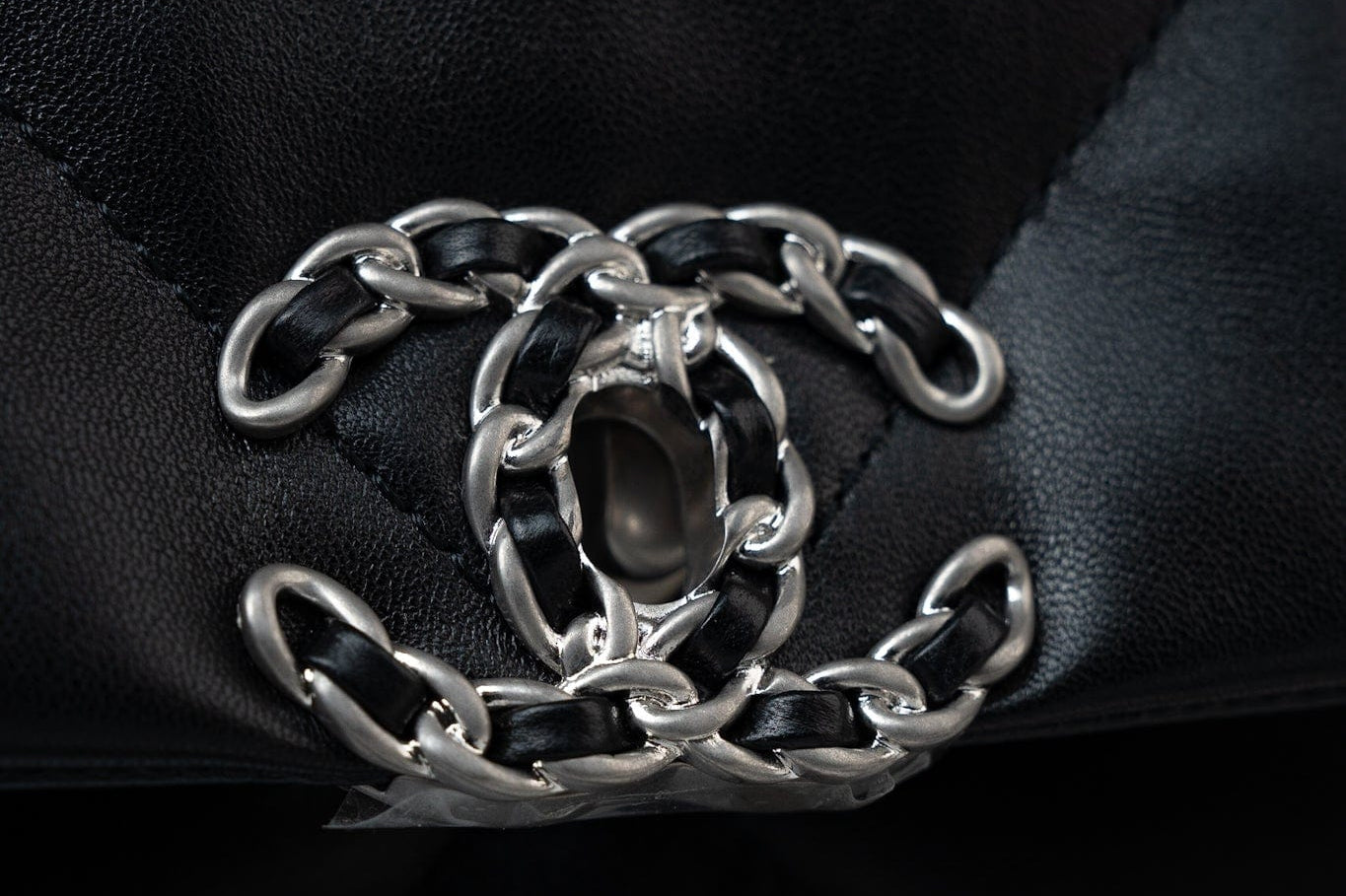 CHANEL Handbag 22S Black Lambskin Quilted 19 Flap Small Mixed Reverse Hardware - Redeluxe