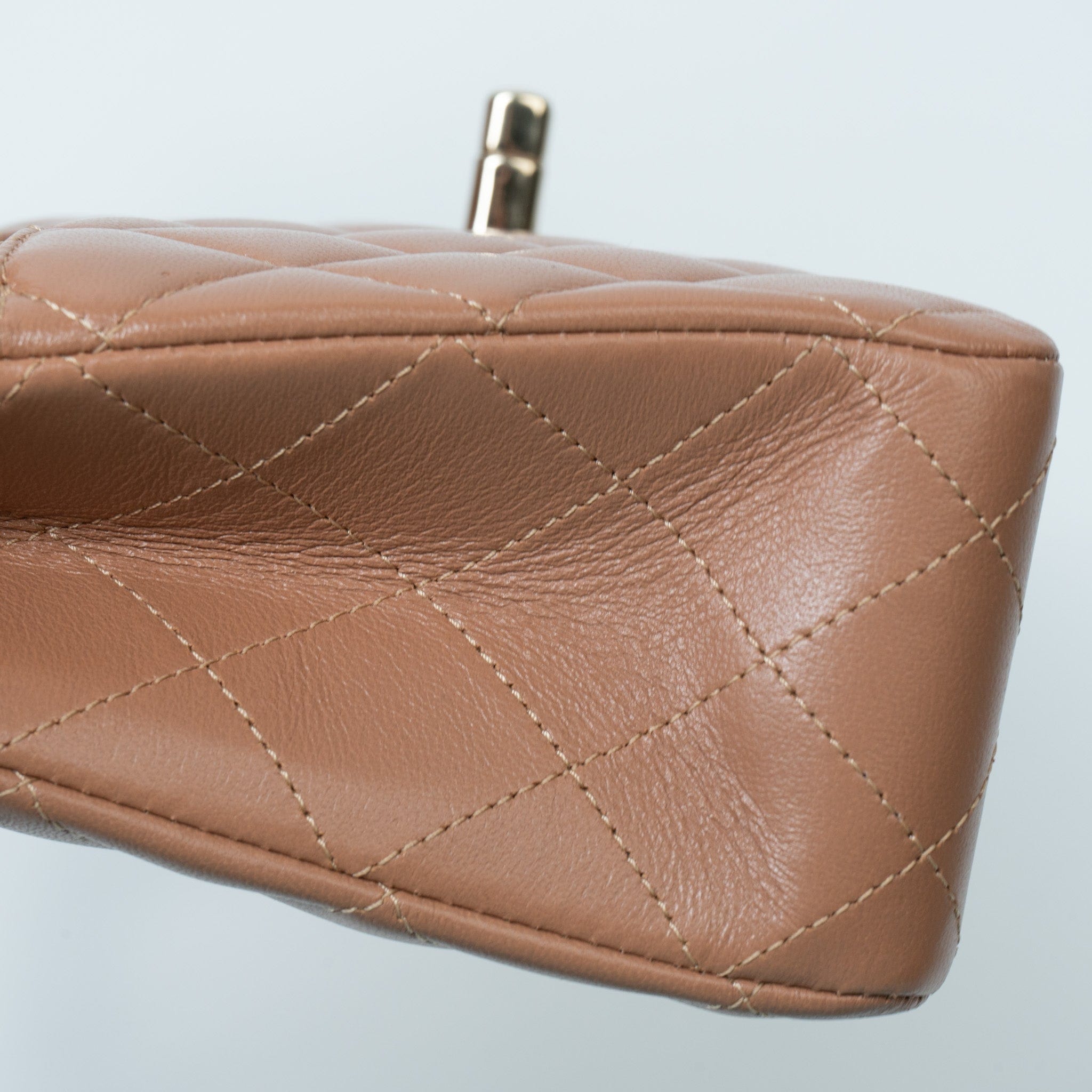 CHANEL Handbag 22S Caramel Lambskin Quilted Classic Flap Medium LGHW - Redeluxe