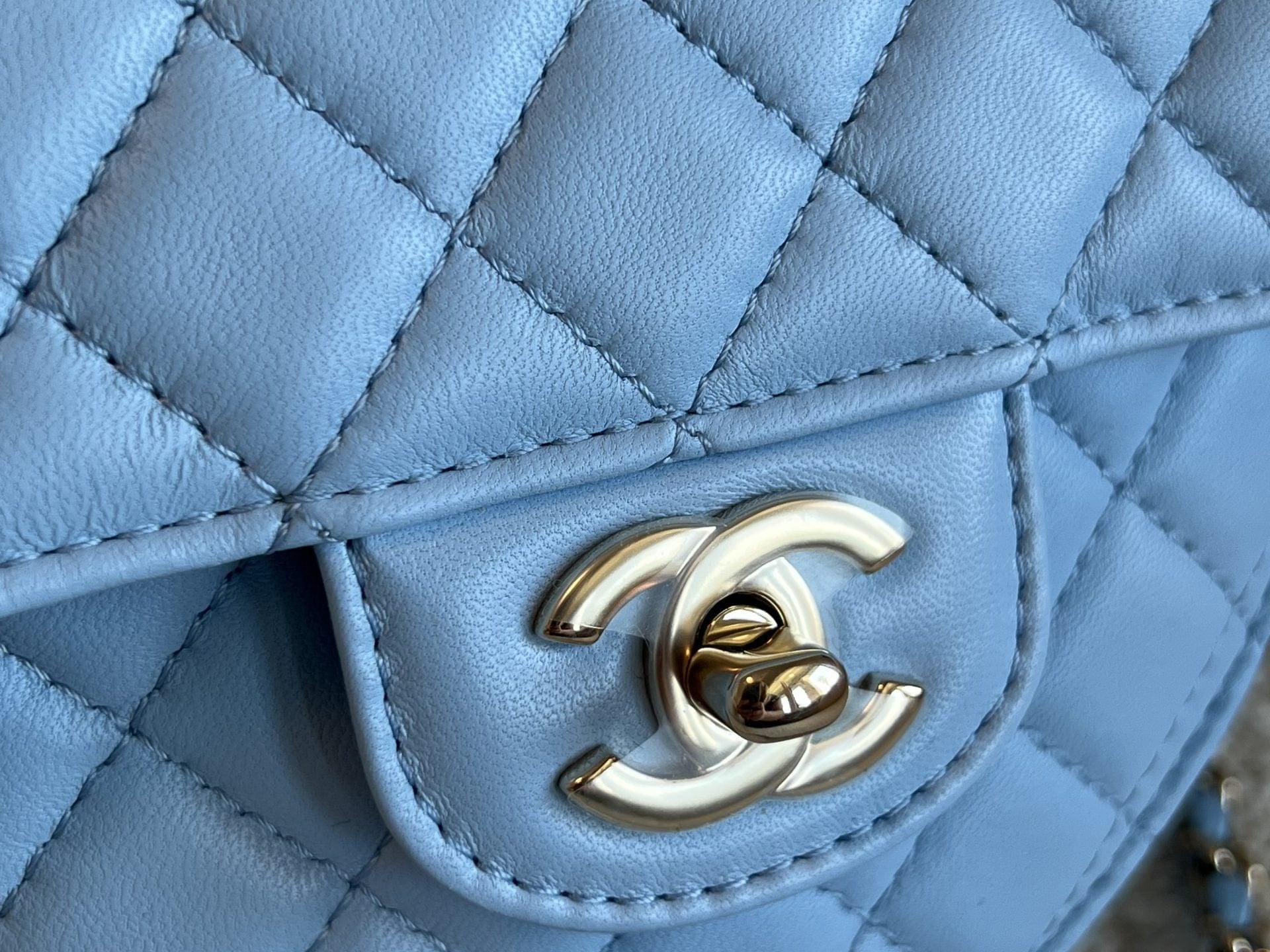 CHANEL Handbag 22S CC In Love Blue Lambskin Quilted Large Heart Bag LGHW - Redeluxe
