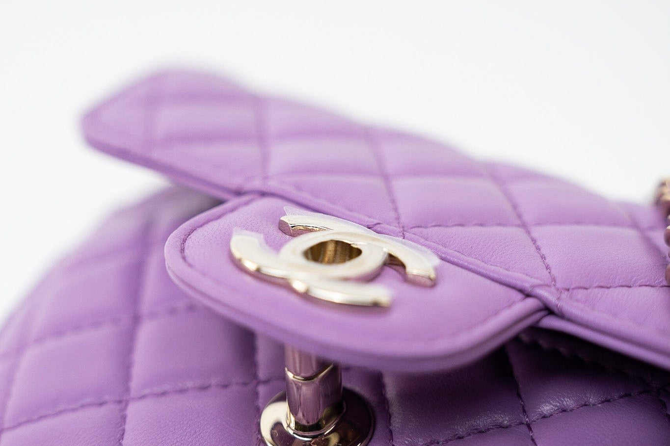 CHANEL Handbag 22S CC In Love Purple Lambskin Quilted Large Heart Bag - Redeluxe