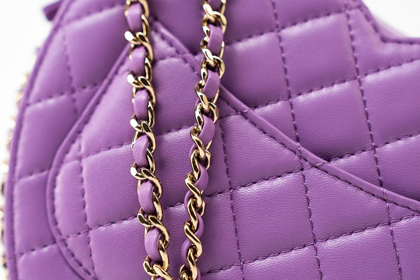 CHANEL Handbag 22S CC In Love Purple Lambskin Quilted Large Heart Bag - Redeluxe