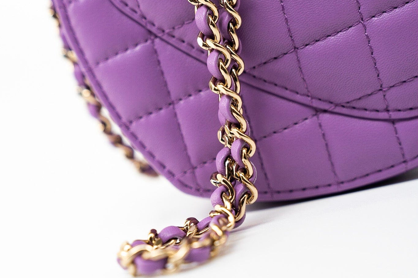 CHANEL Handbag 22S CC In Love Purple Lambskin Quilted Large Heart Bag - Redeluxe