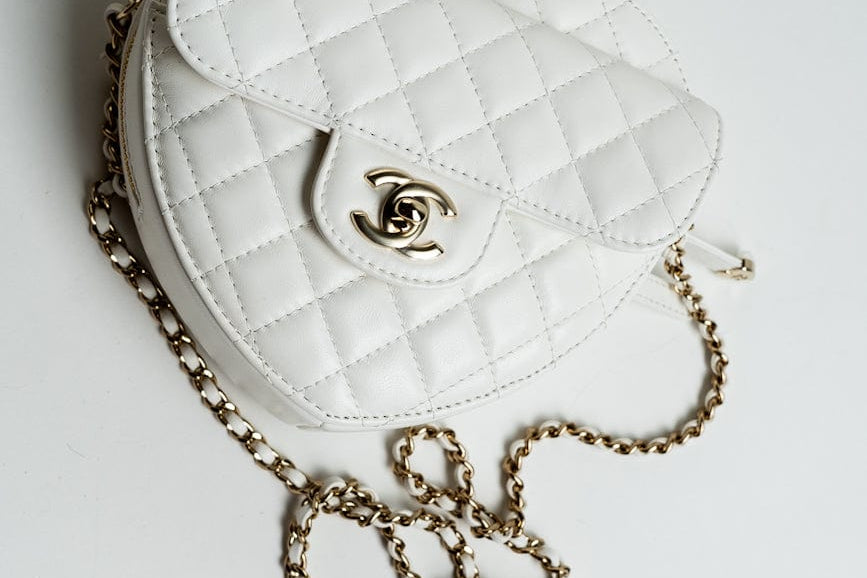 CHANEL Handbag 22S CC In Love White Lambskin Quilted Large Heart Bag LGHW - Redeluxe