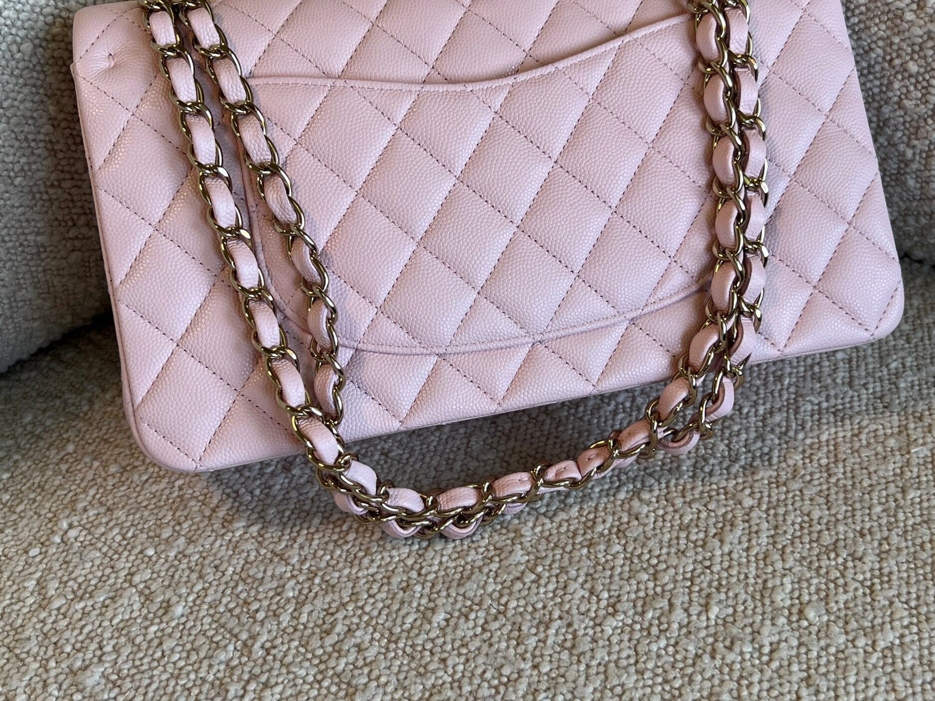 CHANEL Handbag 22S Light Pink Caviar Quilted Classic Flap Medium LGHW - Redeluxe
