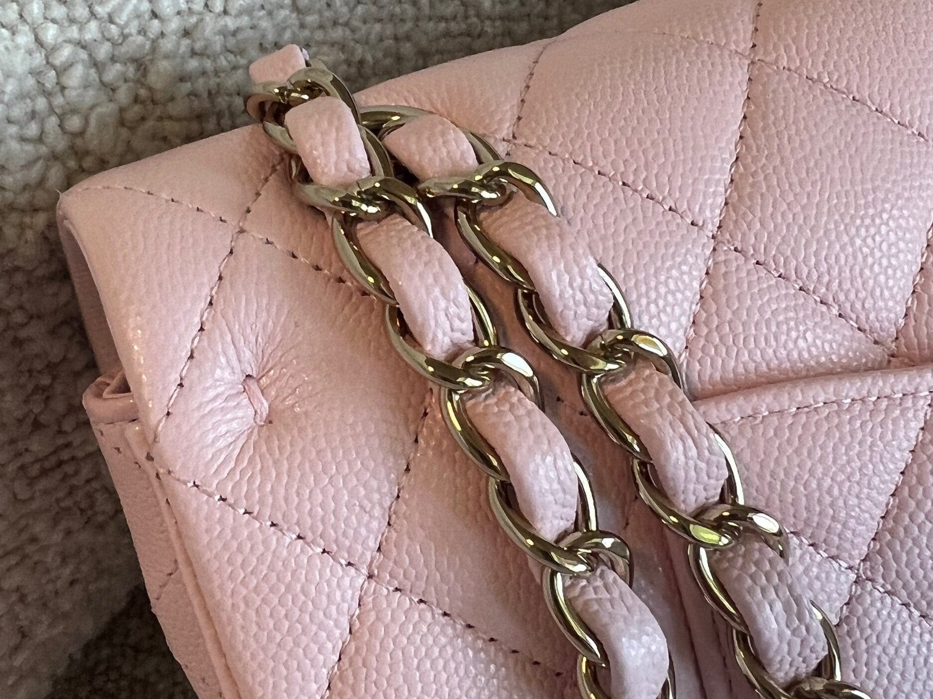CHANEL Handbag 22S Light Pink Caviar Quilted Classic Flap Medium LGHW - Redeluxe