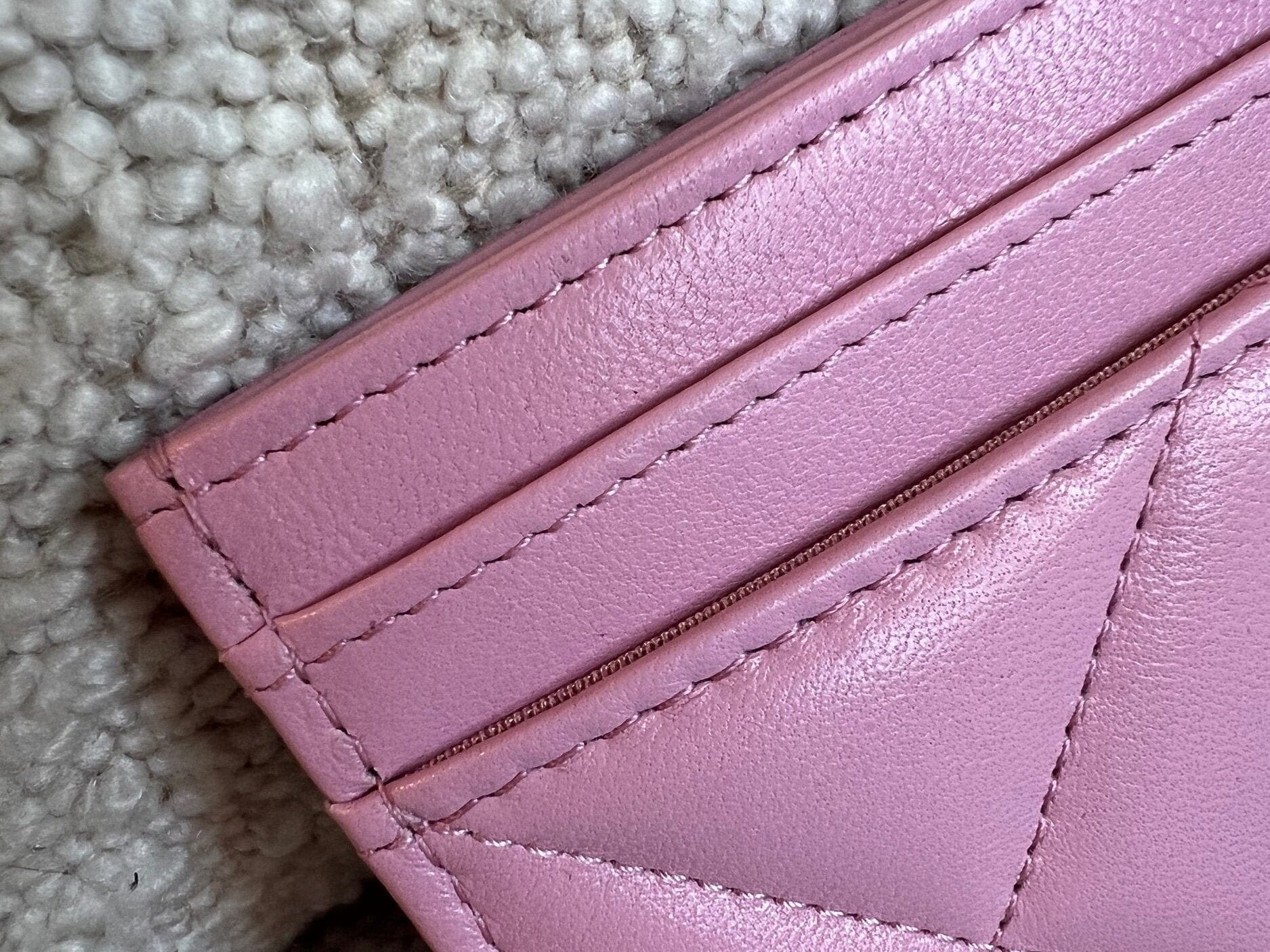 CHANEL Handbag 22S Pink 19 Flap Card Holder - Redeluxe