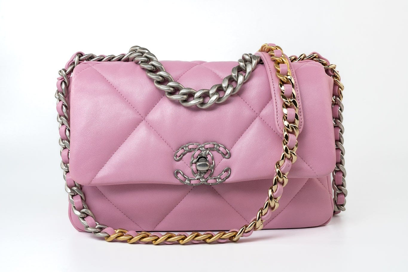 CHANEL Handbag 22S Pink Lambskin Quilted 19 Small Reverse Mixed Hardware - Redeluxe