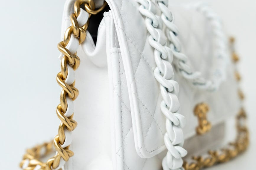 CHANEL Handbag 22S White Lambskin Quilted Wallet on Chain (WOC) - Redeluxe