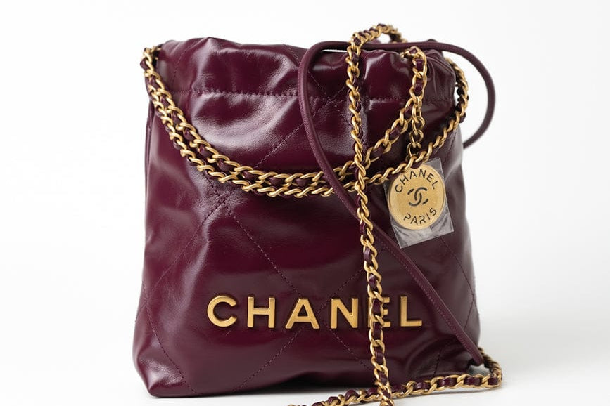 CHANEL Handbag 23S Mini 22 Drawstring Bag Burgundy Calfskin Quilted AGHW - Redeluxe