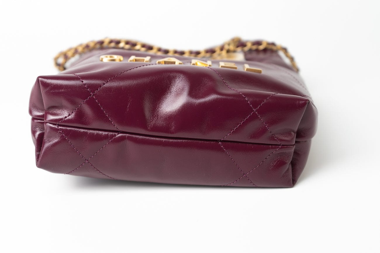 CHANEL Handbag 23S Mini 22 Drawstring Bag Burgundy Calfskin Quilted AGHW - Redeluxe