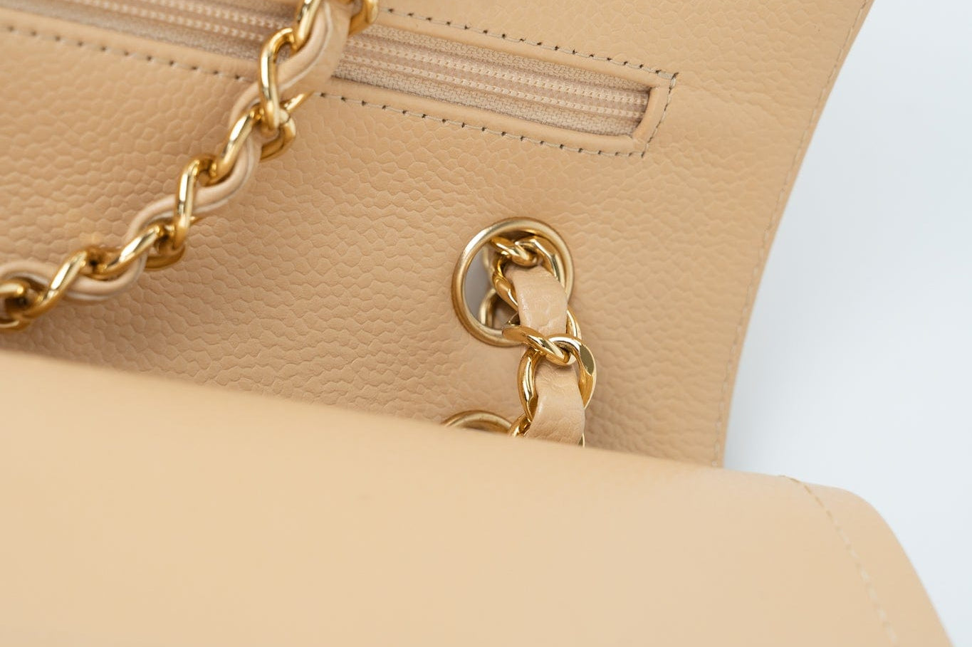 CHANEL Handbag Beige Clair Caviar Quilted Classic Flap Medium Gold Hardware - Redeluxe