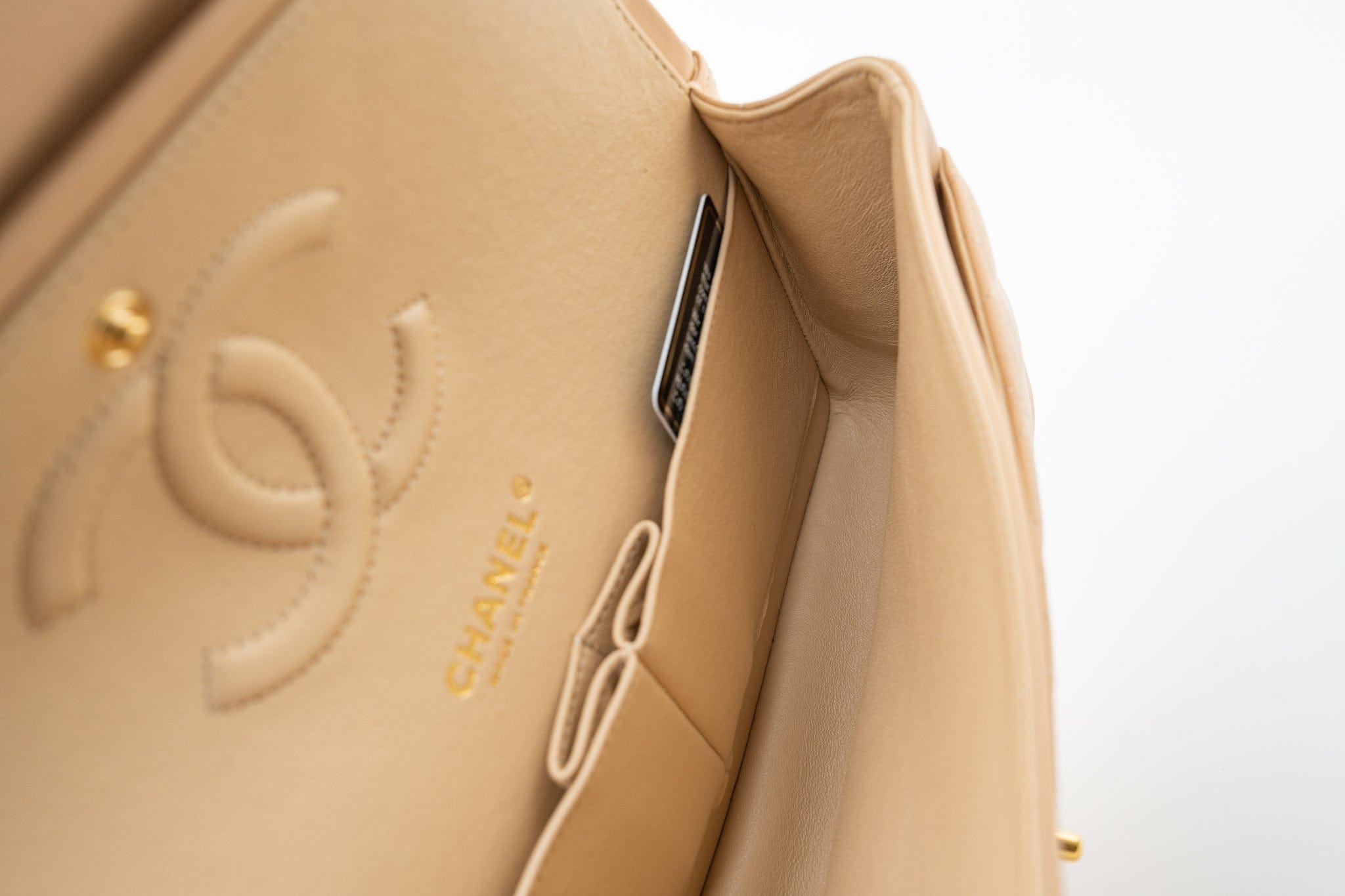 CHANEL Handbag Beige Lambskin Quilted Classic Flap Medium GHW - Redeluxe