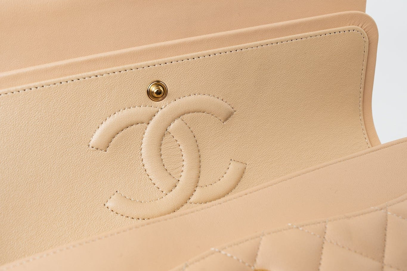 CHANEL Handbag Beige Lambskin Quilted Classic Flap Medium GHW - Redeluxe