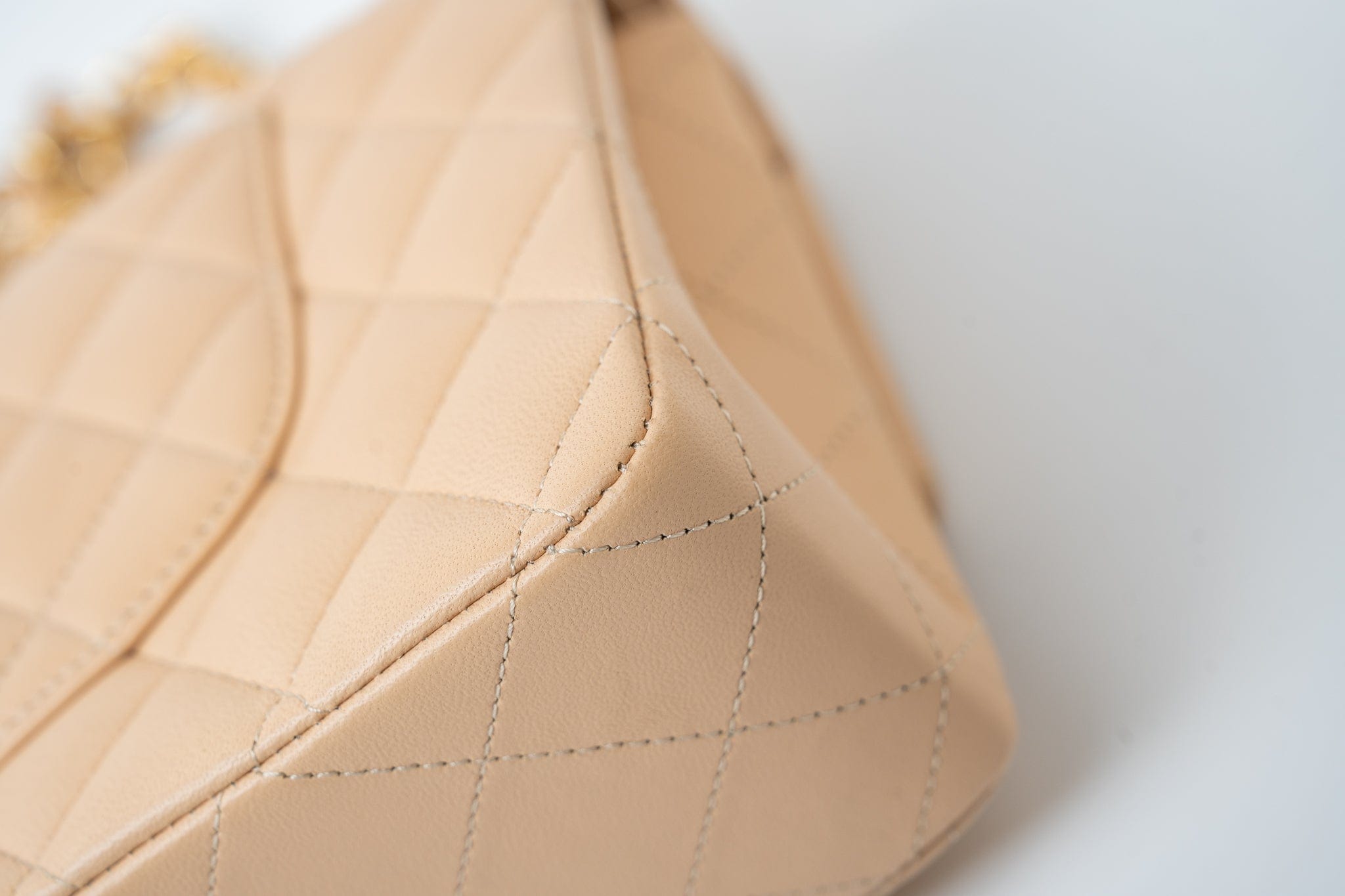 CHANEL Handbag Beige Lambskin Quilted Classic Flap Medium GHW - Redeluxe
