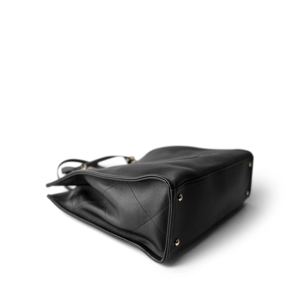 CHANEL Handbag Black 22P Small Black Zipped Shopping Bag - Redeluxe