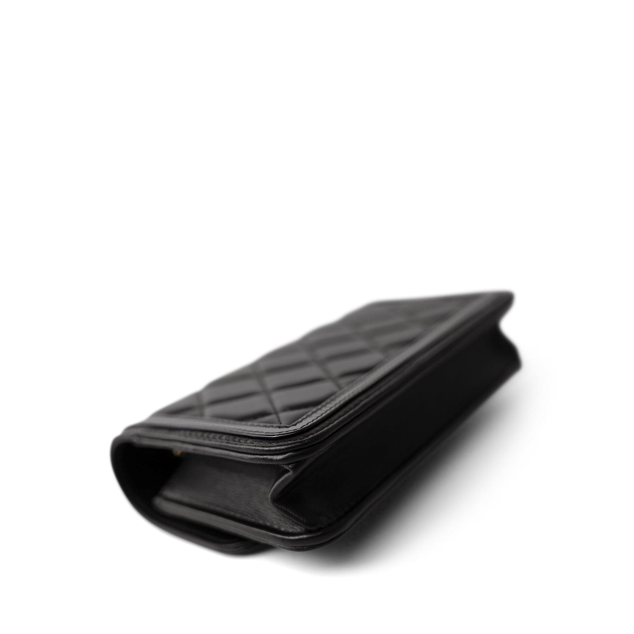 23B Black Lambskin Quilted O Phone Holder With Chain – REDELUXE