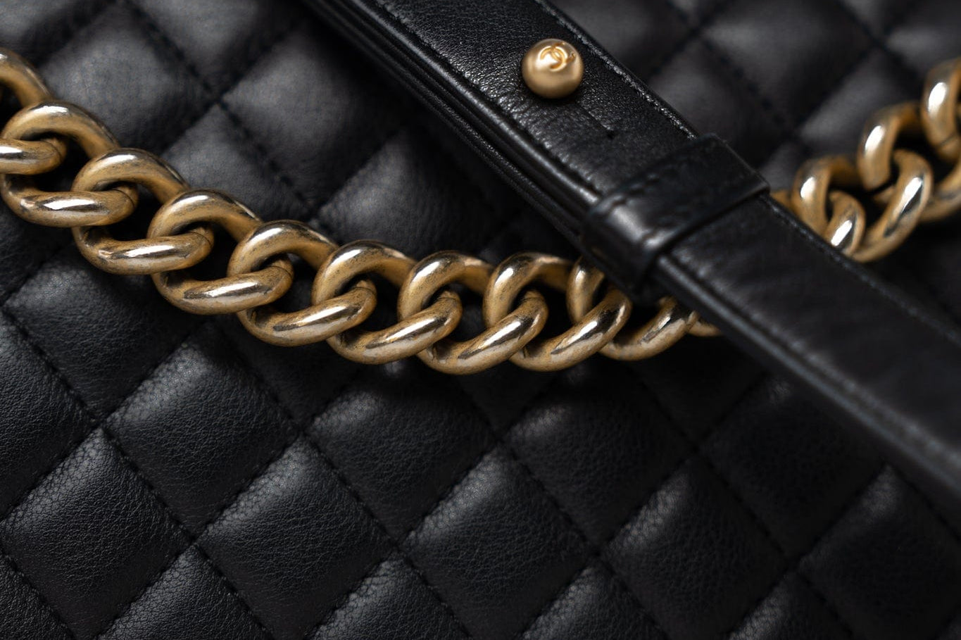 CHANEL Handbag Black Black Lambskin Quilted New Medium Boy Bag Aged Gold Hardware - Redeluxe