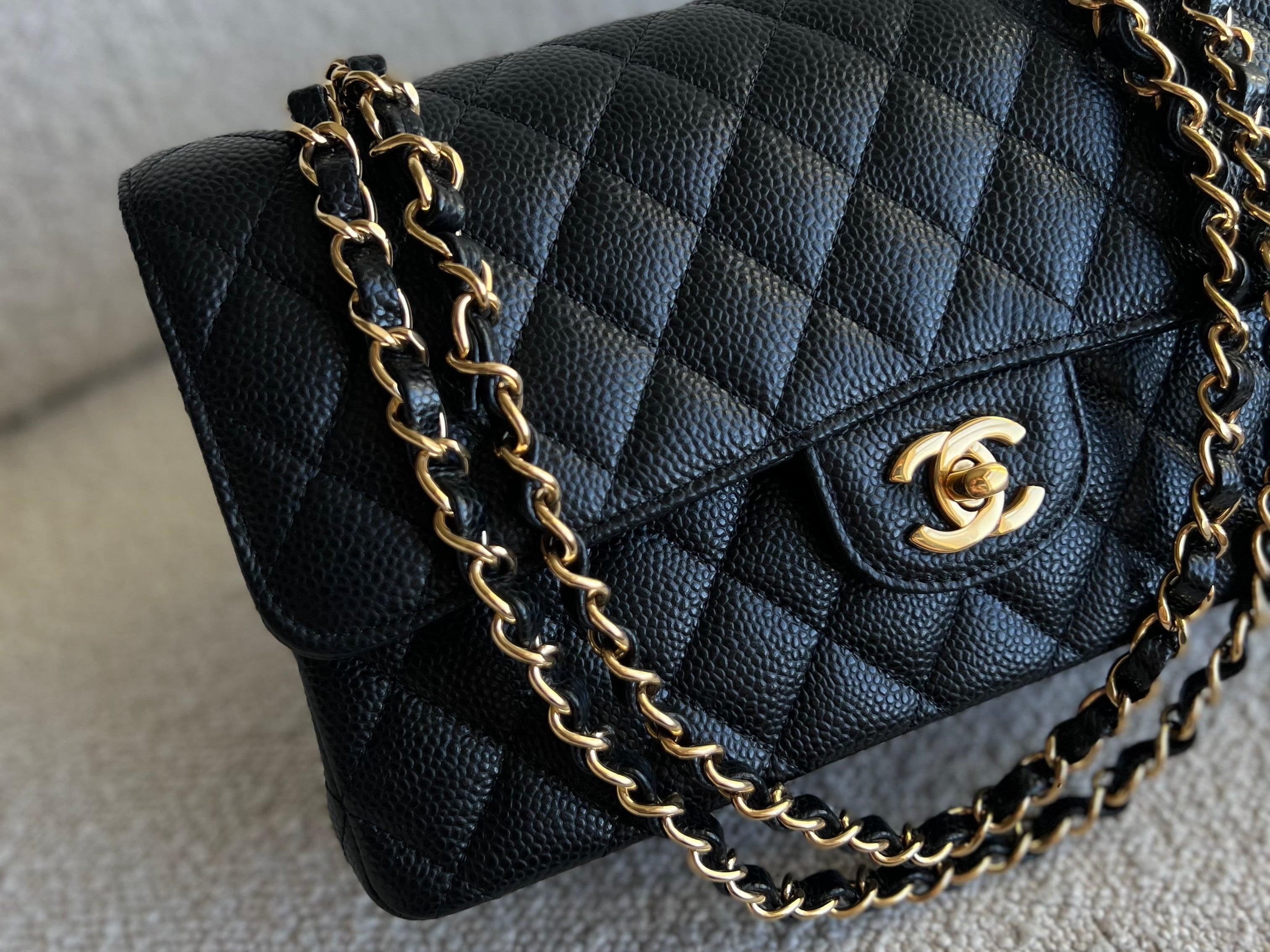 CHANEL Handbag Black Caviar Quilted Classic Flap Medium GHW - Redeluxe