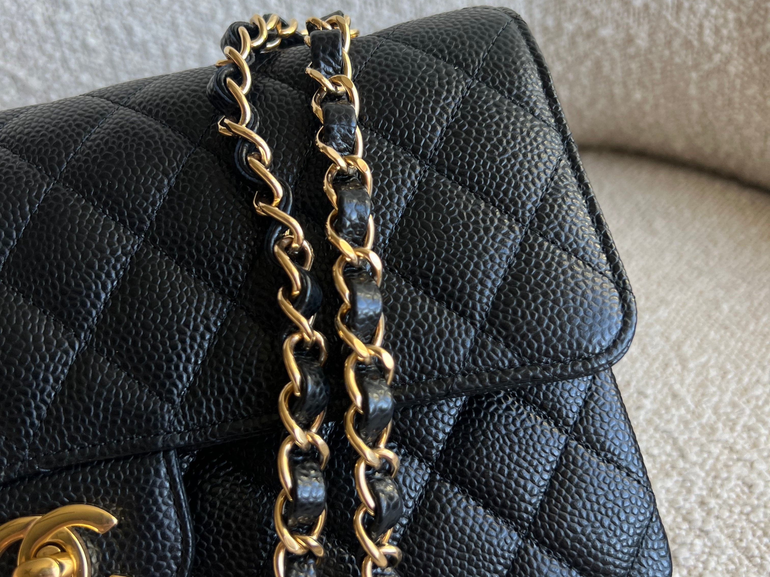 CHANEL Handbag Black Caviar Quilted Classic Flap Medium GHW - Redeluxe