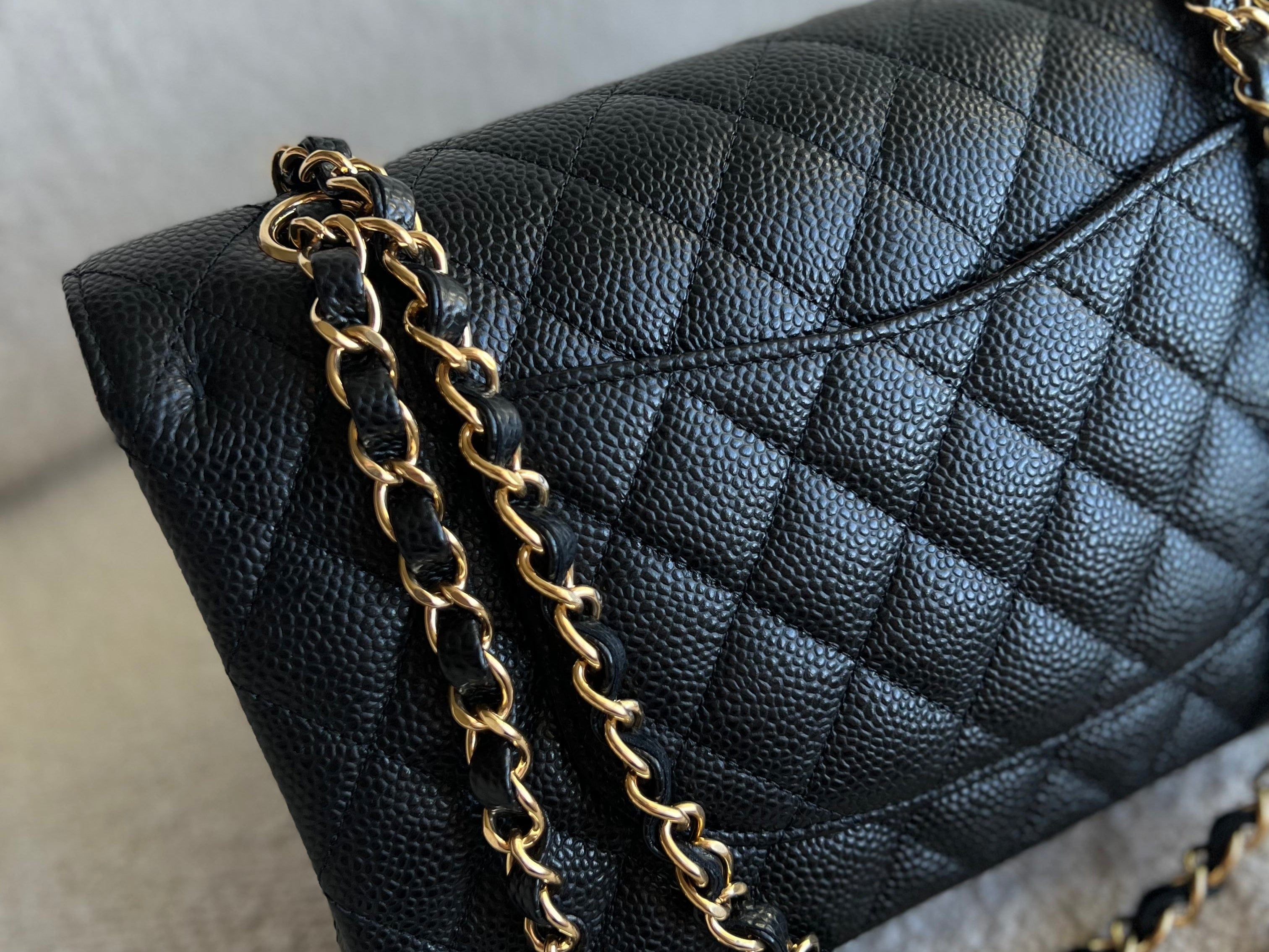 CHANEL Handbag Black Caviar Quilted Classic Flap Medium GHW - Redeluxe
