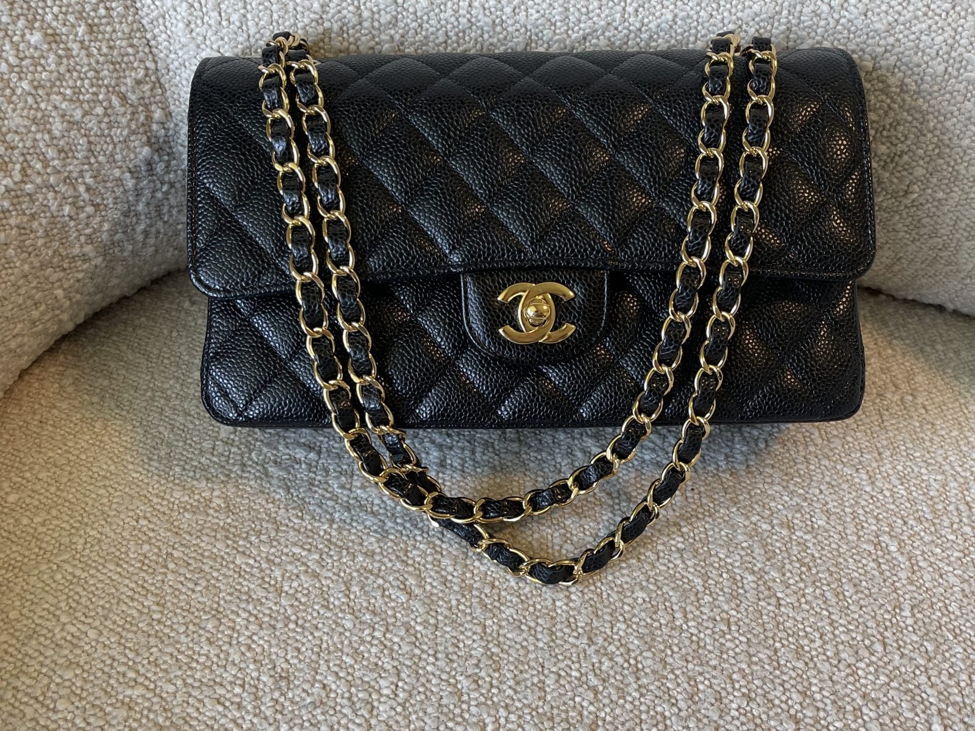 CHANEL Handbag Black Caviar Quilted Classic Flap Medium LGHW - Redeluxe