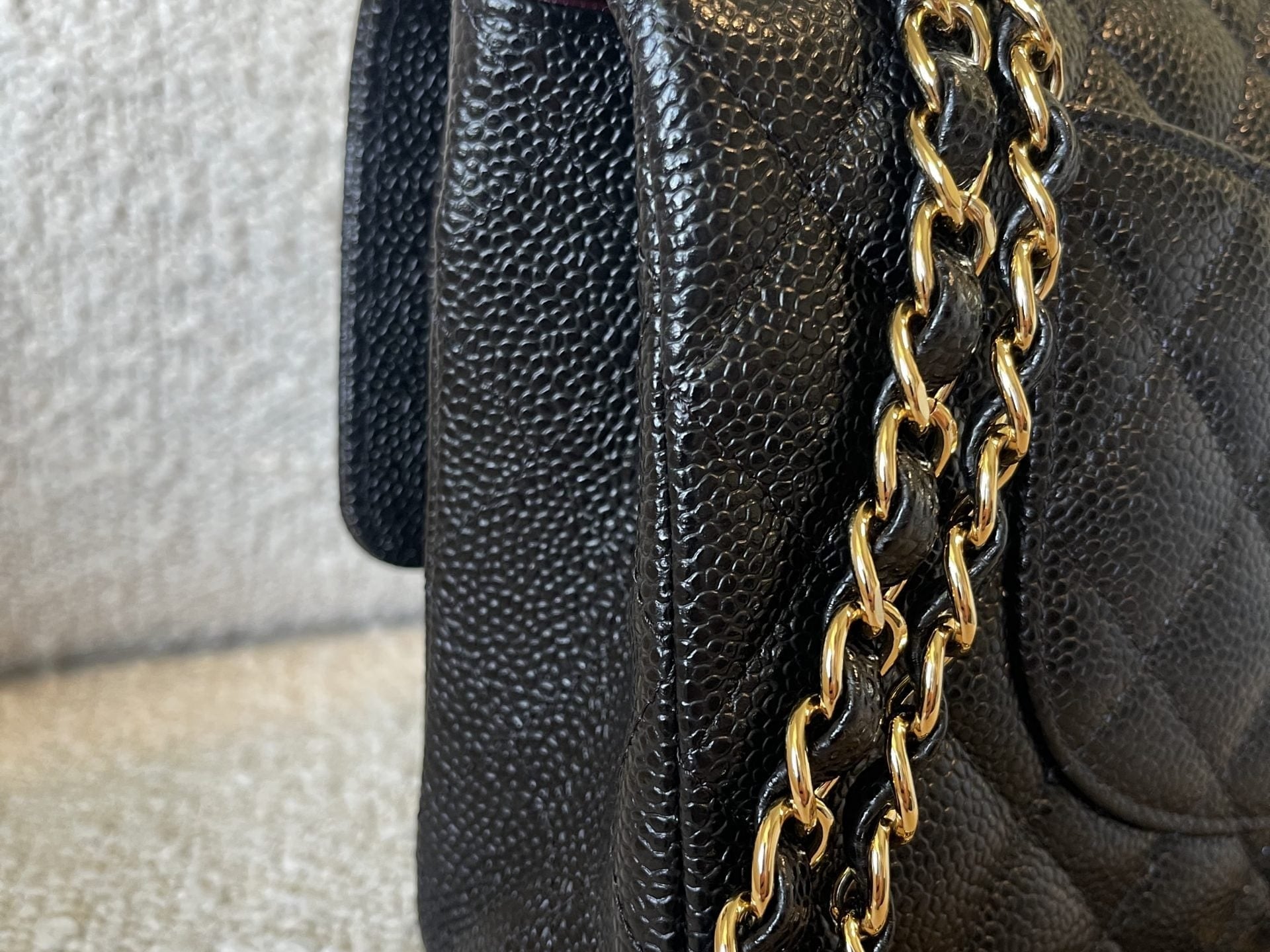 CHANEL Handbag Black Caviar Quilted Classic Flap Medium LGHW - Redeluxe