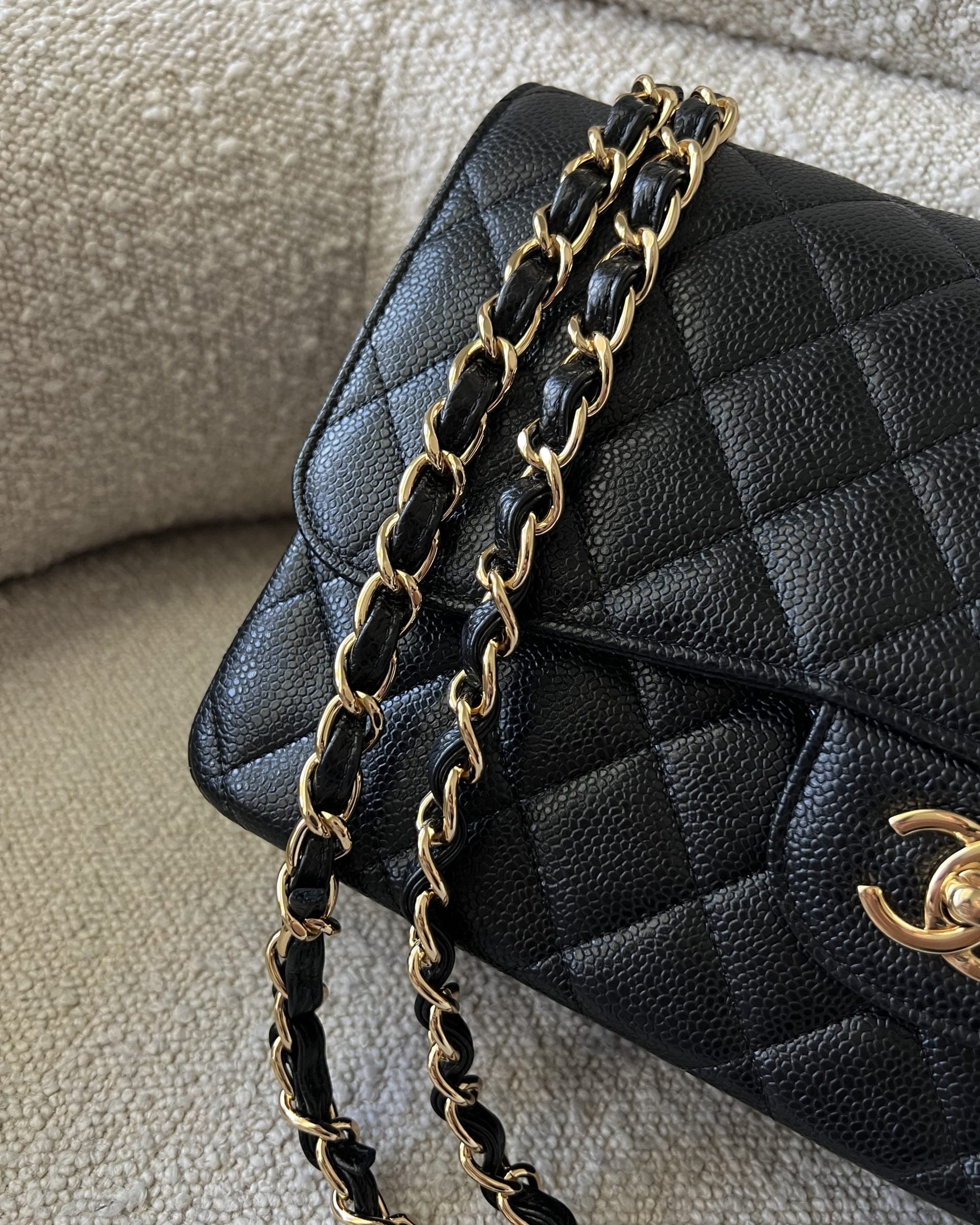 CHANEL Handbag Black Chanel Black Caviar Quilted Jumbo Classic Flap GHW - Redeluxe