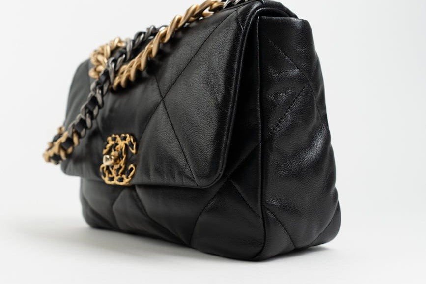CHANEL Handbag Black Goatskin Quilted 19 Flap Small AGHW - Redeluxe