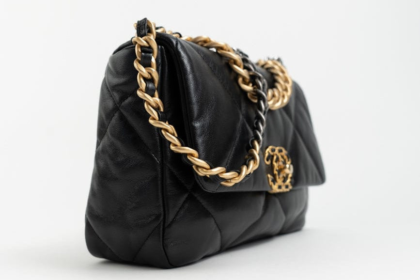 CHANEL Handbag Black Goatskin Quilted 19 Flap Small AGHW - Redeluxe