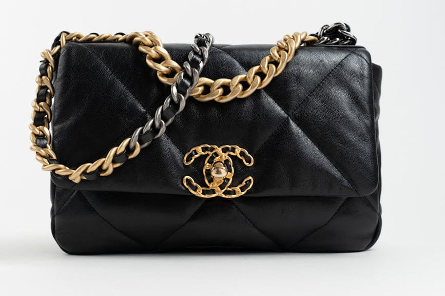 CHANEL Handbag Black Goatskin Quilted 19 Flap Small AGHW - Redeluxe