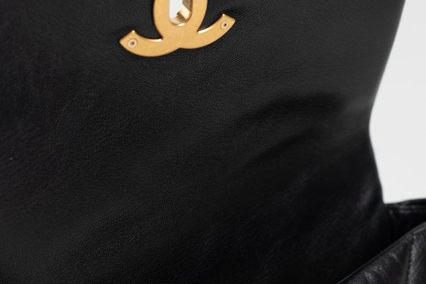 CHANEL Handbag Black Goatskin Quilted 19 Flap Small AGHW - Redeluxe