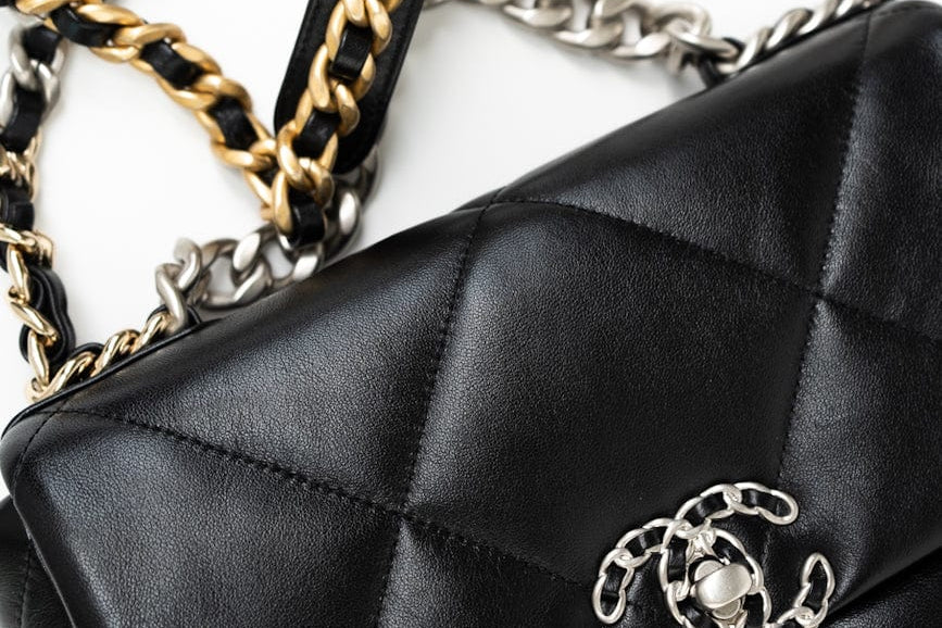 CHANEL Handbag Black Lambskin Quilted 19 Flap Small - Redeluxe