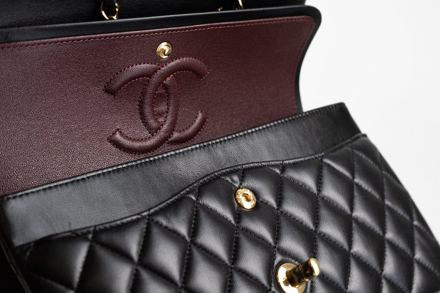 CHANEL Handbag Black Lambskin Quilted Classic Flap Medium GHW - Redeluxe