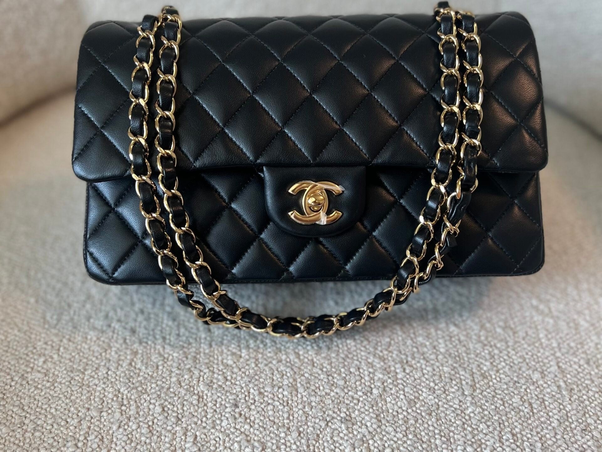 CHANEL Handbag Black Lambskin Quilted Classic Flap Medium GHW - Redeluxe