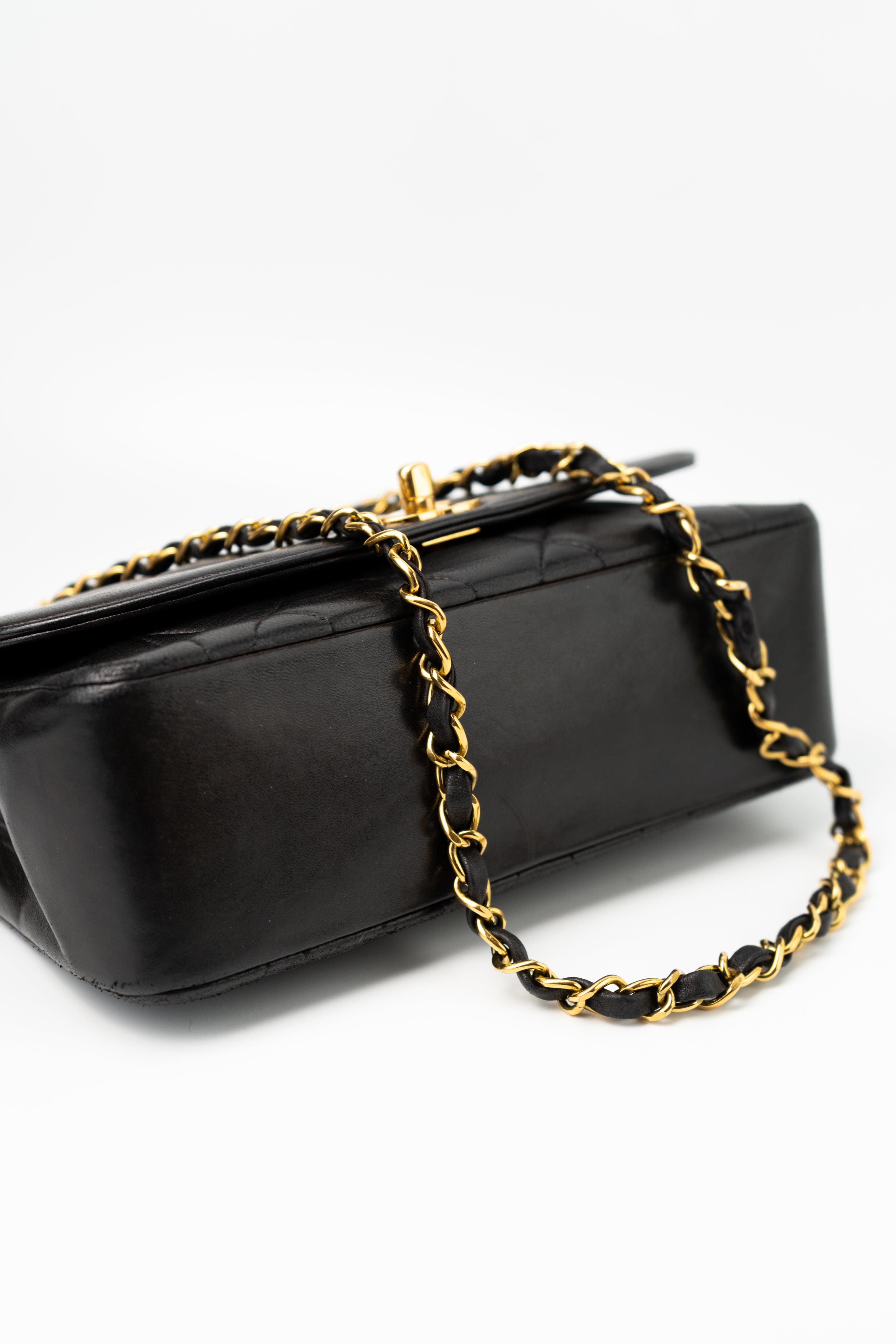 Buy Vintage CHANEL Diana Flap GHW Bag | Exclusive SALE at REDELUXE
