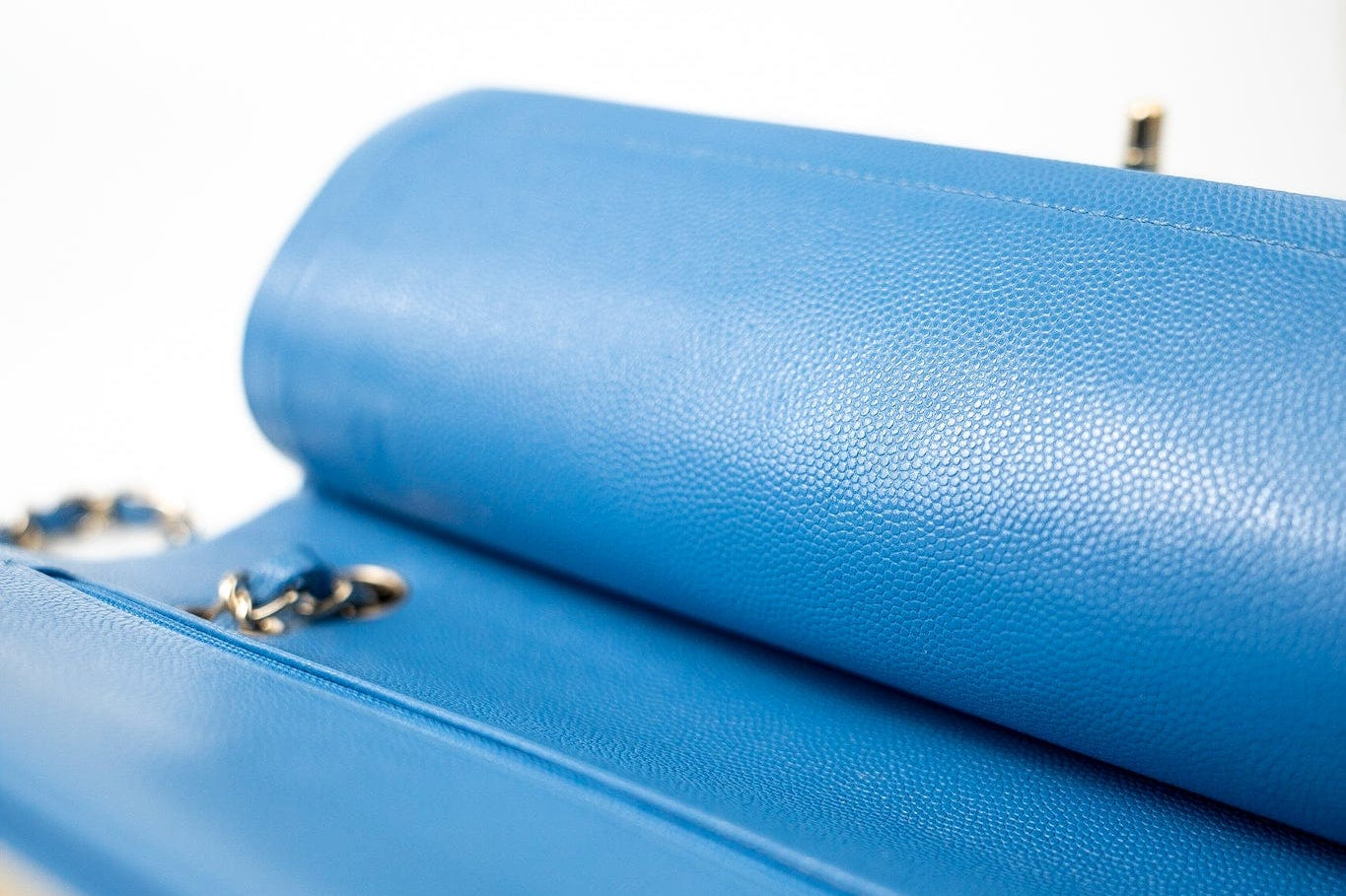 CHANEL Handbag Blue 20S Blue Caviar Quilted Classic Flap Medium Light Gold Hardware - Redeluxe