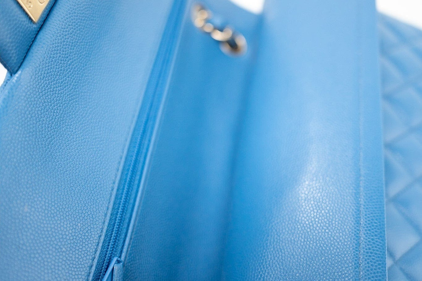 CHANEL Handbag Blue 20S Blue Caviar Quilted Classic Flap Medium Light Gold Hardware - Redeluxe