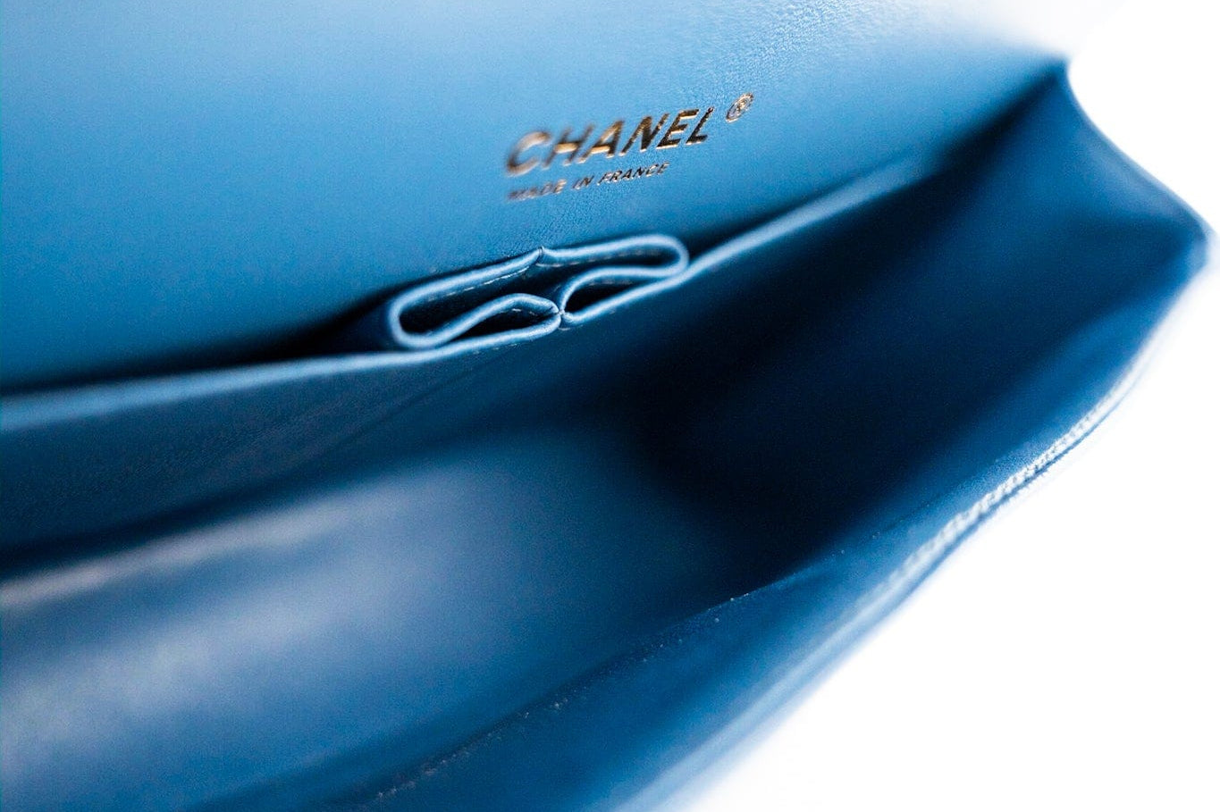 CHANEL Handbag Blue 20S Blue Caviar Quilted Classic Flap Medium Light Gold Hardware - Redeluxe